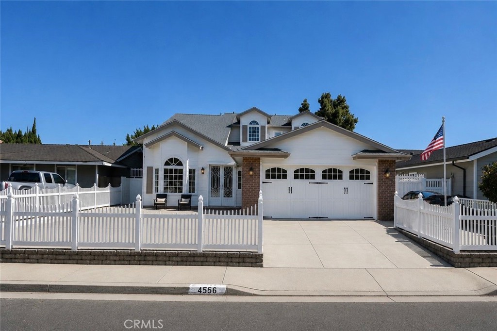 4556 Guava, Seal Beach, CA 90740 — photo 1
