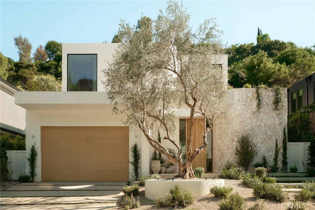 3712 Goodland Avenue, Studio City, CA 91604 — photo 1