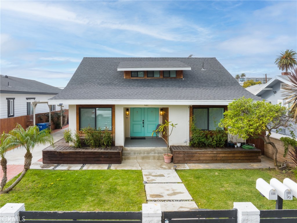 135 N Vendome Street, Los Angeles, CA 90026 — photo 1