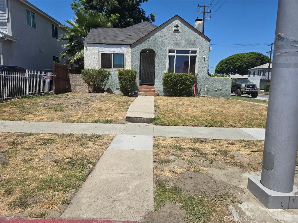 759 E 84th, Los Angeles, CA 90001 — photo 1