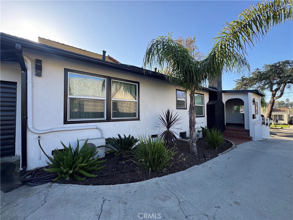 3707 Valleybrink 3707-3709, Los Angeles, CA 90039 — photo 1