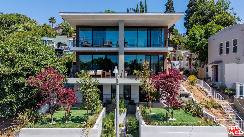 1122 N Coronado Street, Los Angeles, CA 90026 — photo 1