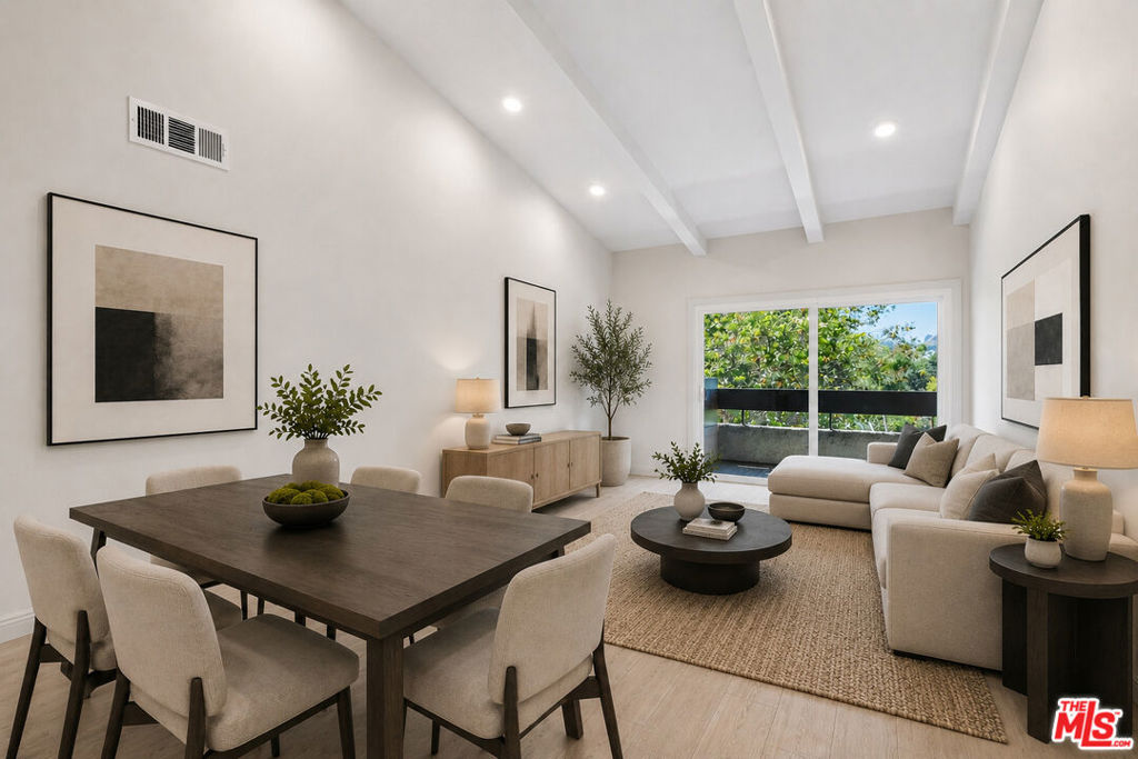 2700 Cahuenga Boulevard E 4313, Los Angeles, CA 90068 — photo 1