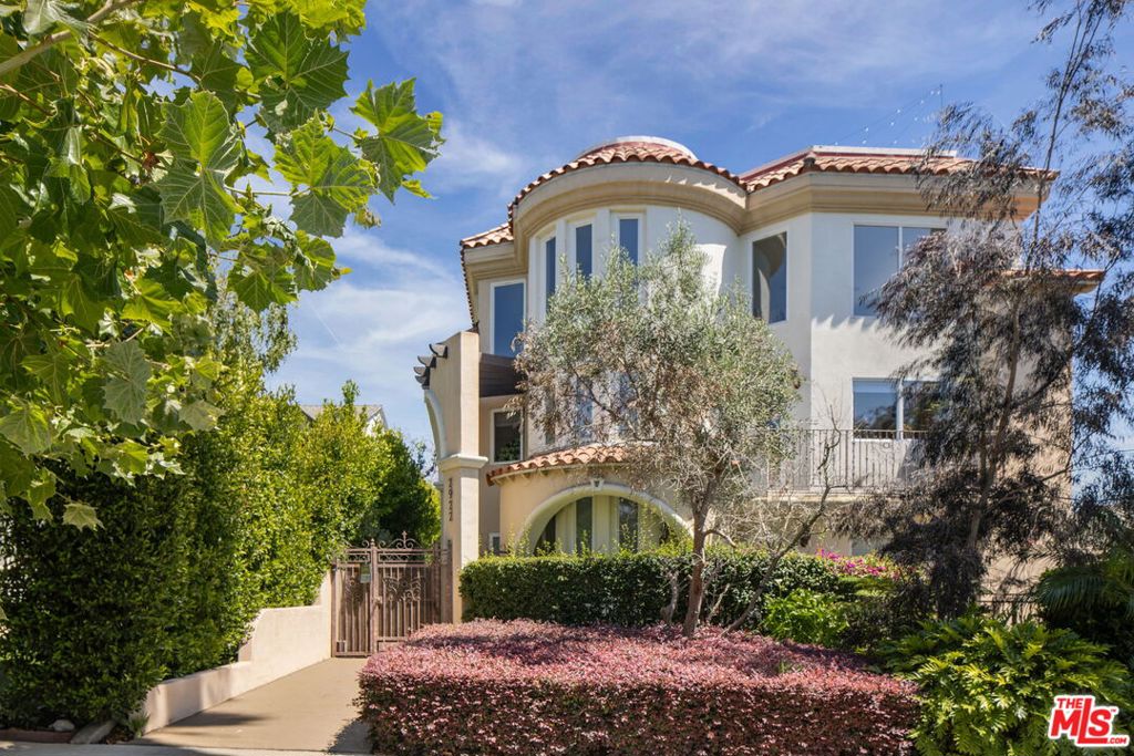 2922 Montana Avenue B, Santa Monica, CA 90403 — photo 1