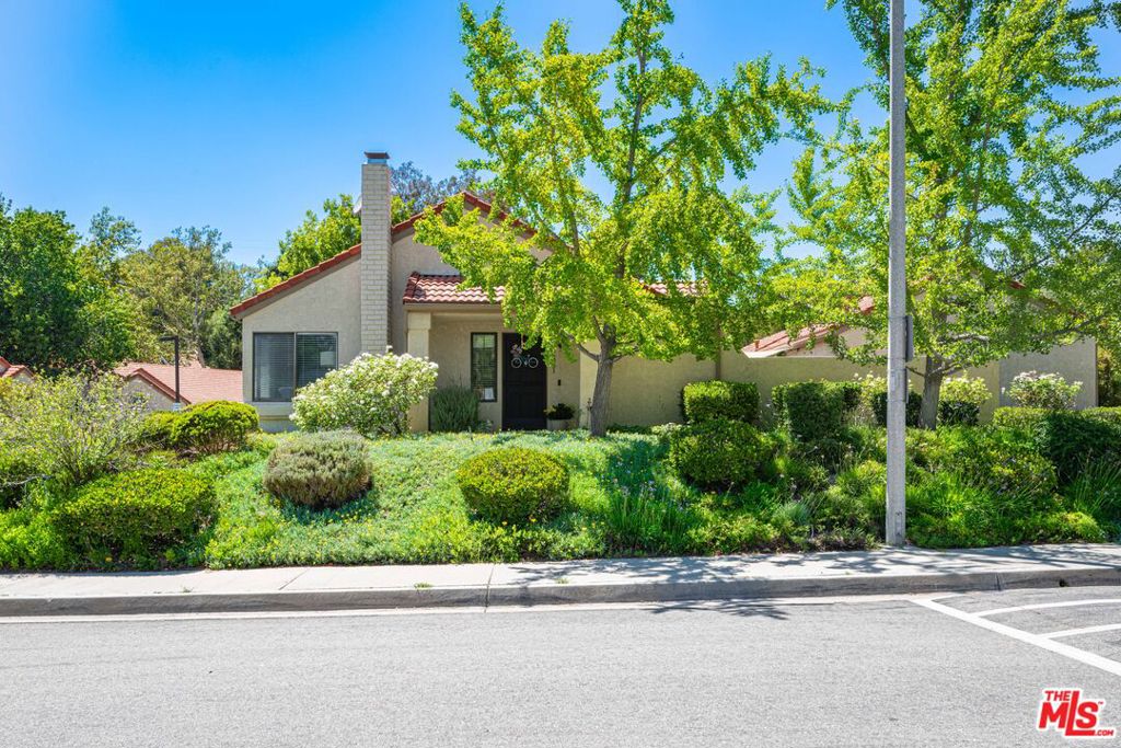 26331 Rainbow Glen Drive 239, Santa Clarita, CA 91321 — photo 1