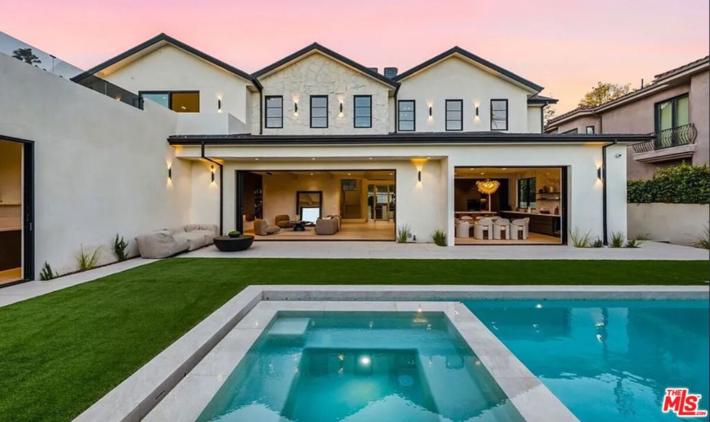 4900 Valjean Avenue, Los Angeles, CA 91436 — photo 1