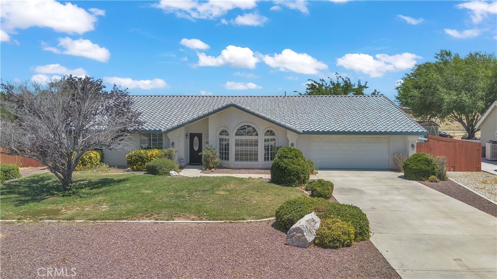 12445 Reata, Apple Valley, CA 92308 — photo 1