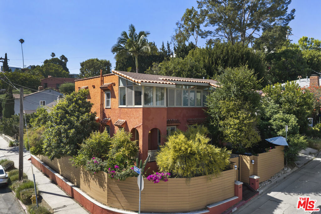 1501 Westerly Terrace, Los Angeles, CA 90026 — photo 1