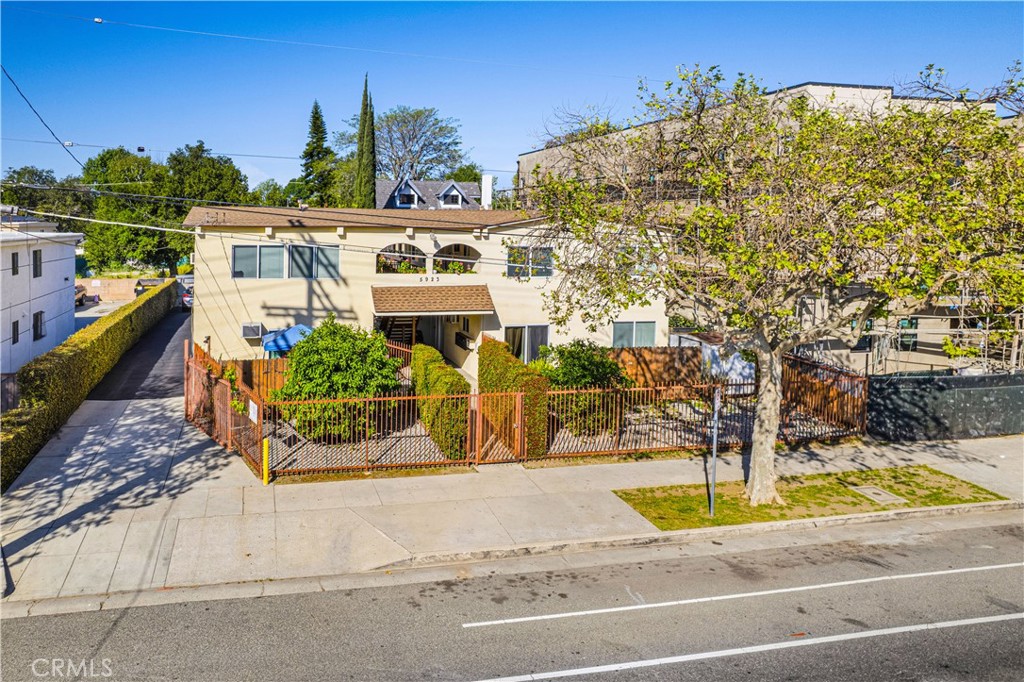 5923 Woodman Avenue, Valley Glen, CA 91401 — photo 1