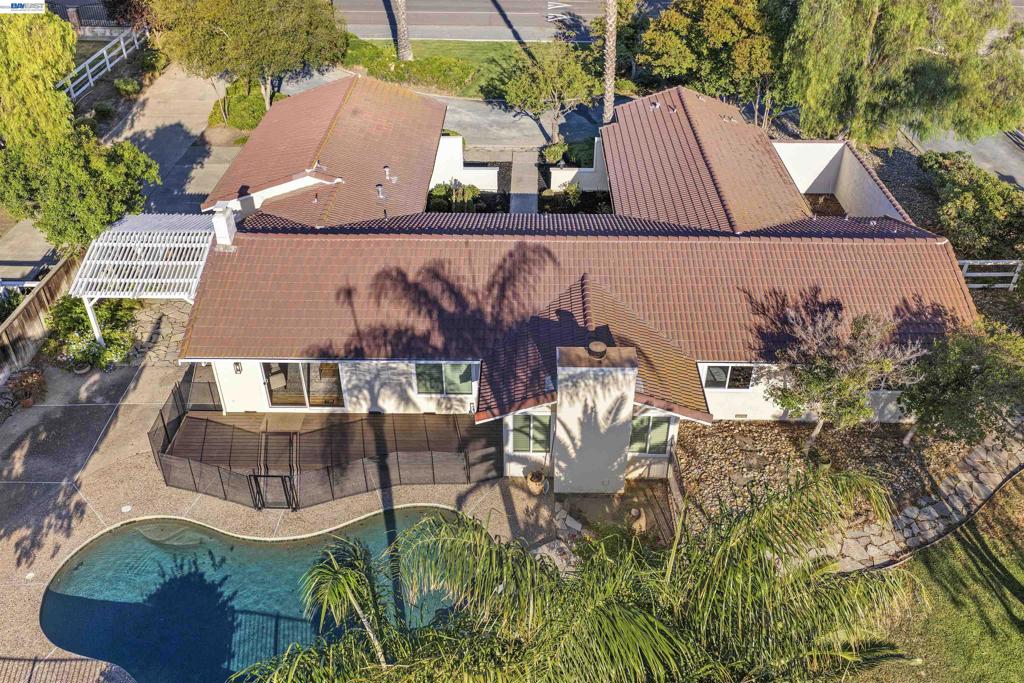 23110 Los Ranchos Dr, Tracy, CA 95304 — photo 1