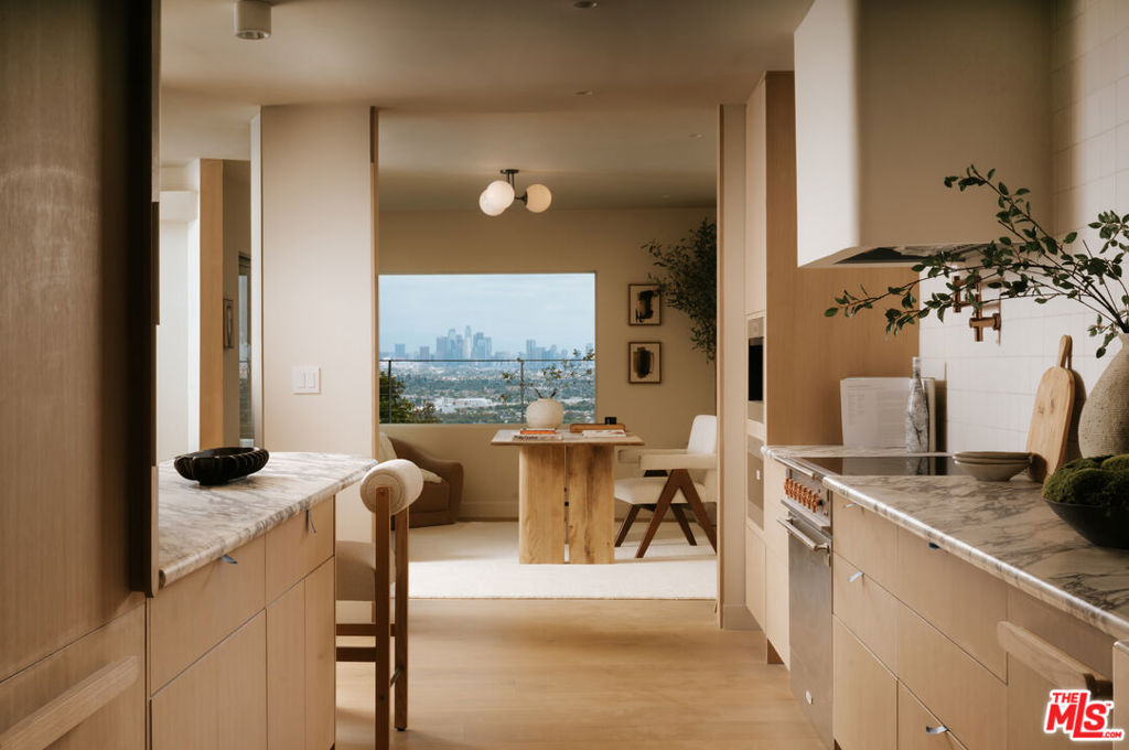 4124 Mantova Drive, Los Angeles, CA 90008 — photo 1