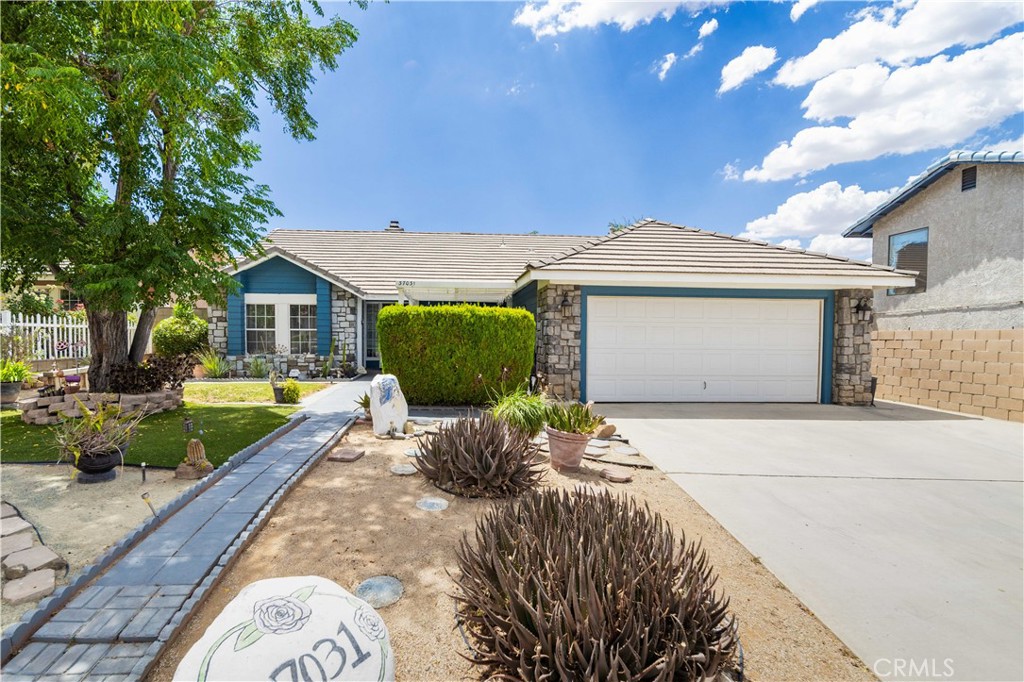 37031 La Contempo, Palmdale, CA 93550 — photo 1