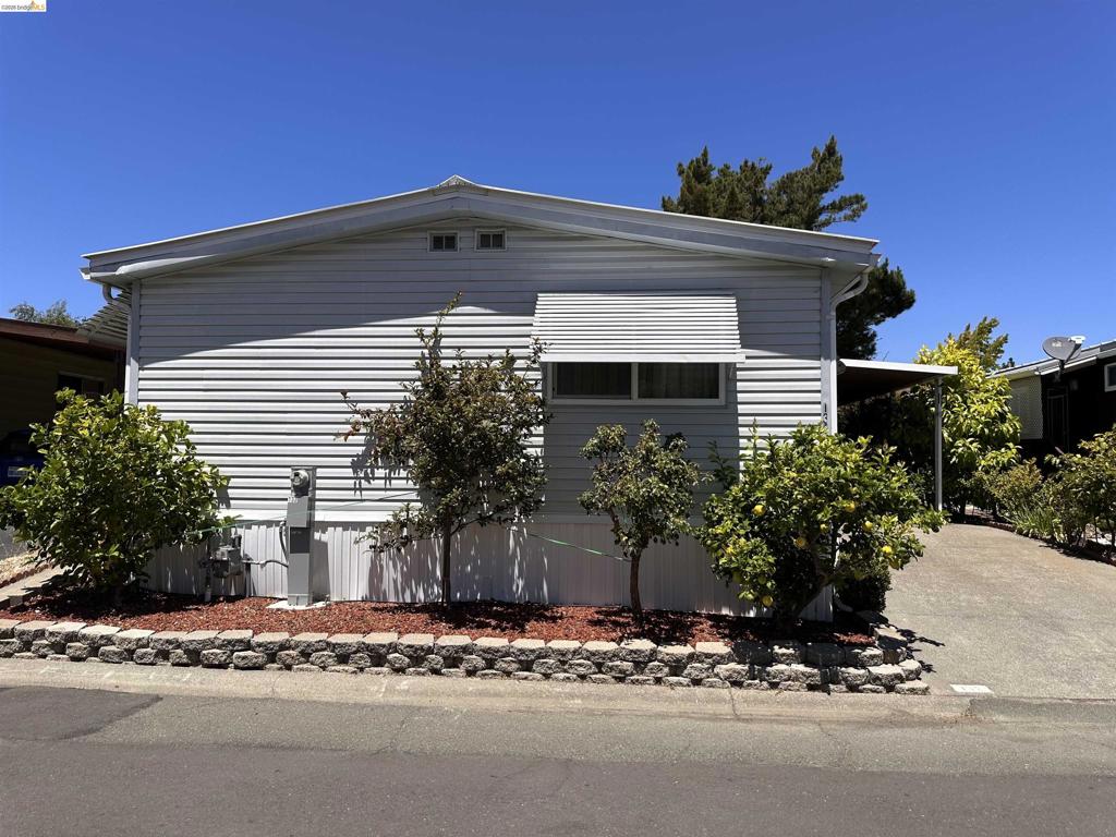 132 phyllis court