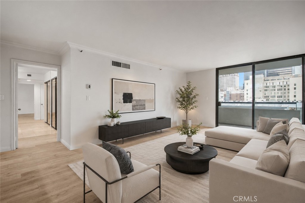 600 W 9th 1103, Los Angeles, CA 90015 — photo 1