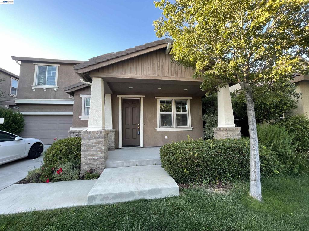 1043 Ashbridge Bay Dr, Pittsburg, CA 94565 — photo 1