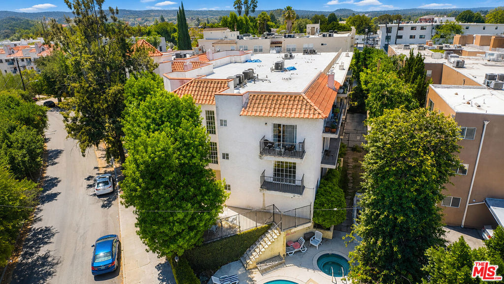 4249 Longridge Avenue 209, Studio City, CA 91604 — photo 1