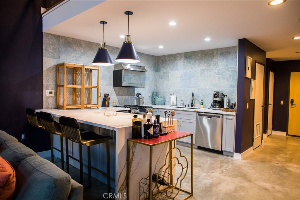 101 W Mission Boulevard 312, Pomona, CA 91766 — photo 1