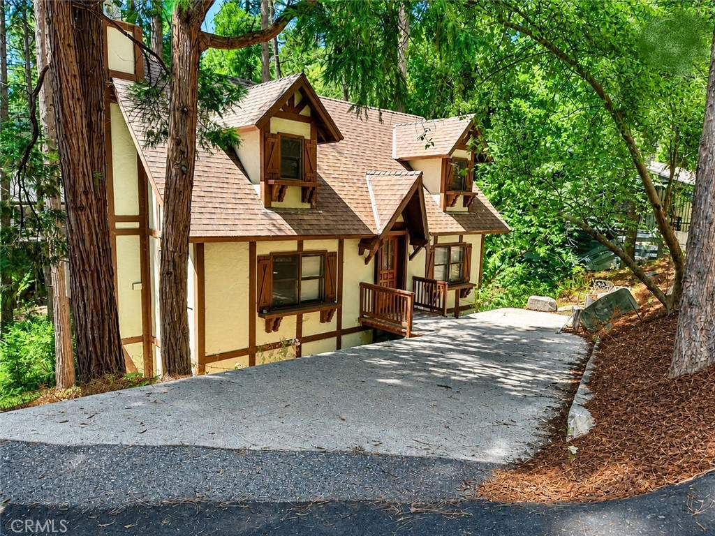 922 Balfrin, Crestline, CA 92325 — photo 1