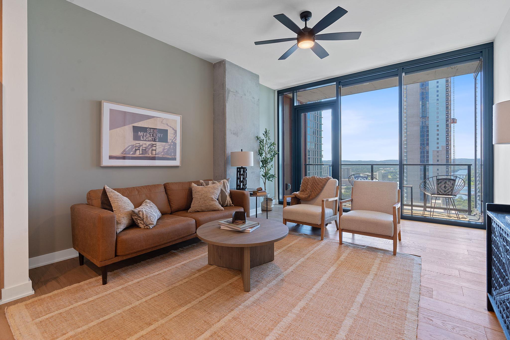 84 East, Austin, TX 78701 — photo 1