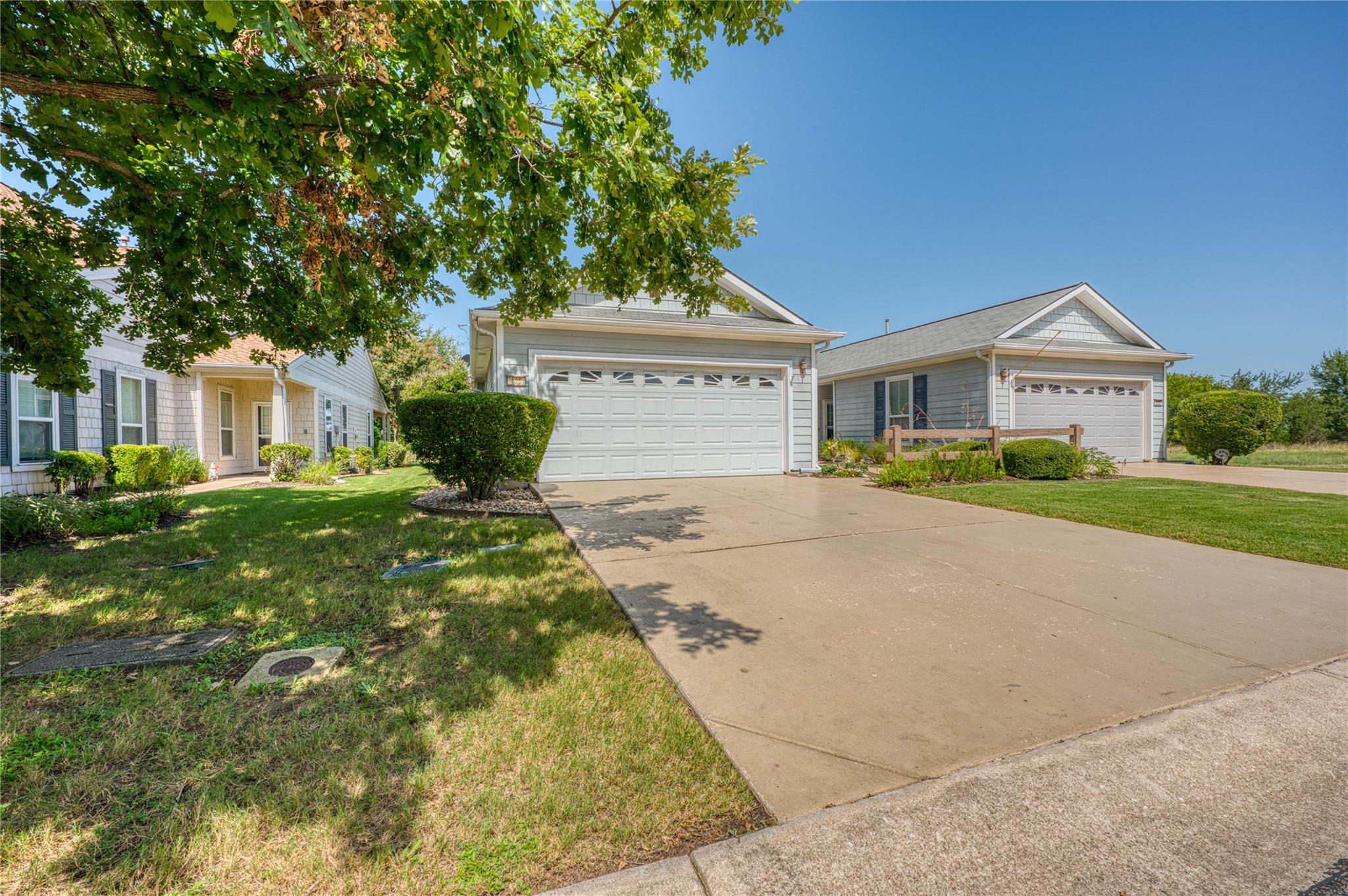125 Dickens, Georgetown, TX 78633 — photo 1