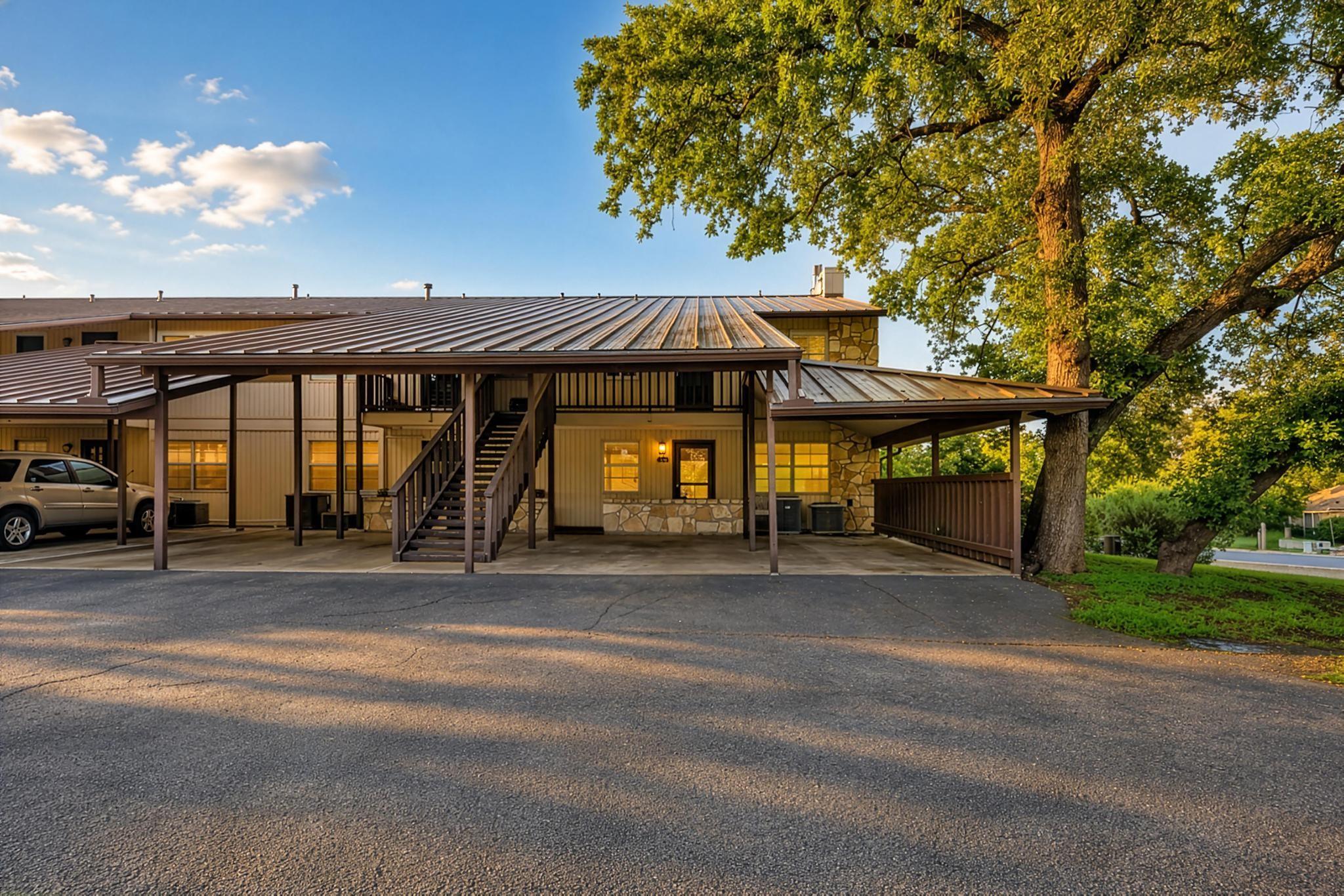 1202 Hi Stirrup, Horseshoe Bay, TX 78657 — photo 1