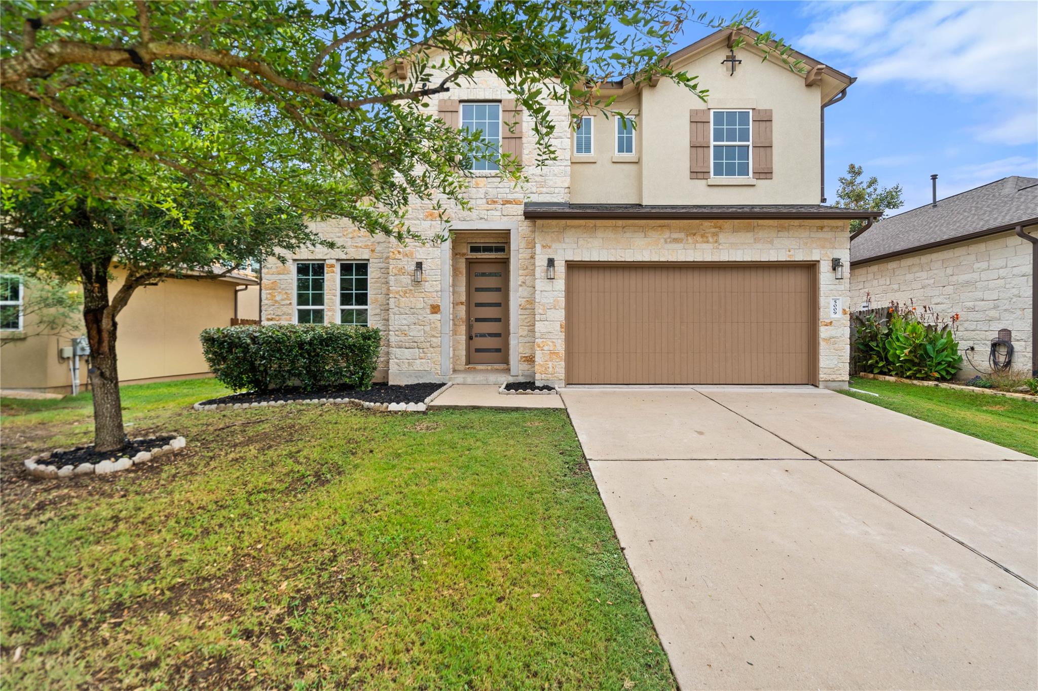 5009 Mandevilla Dr, Austin, TX 78739 — photo 1