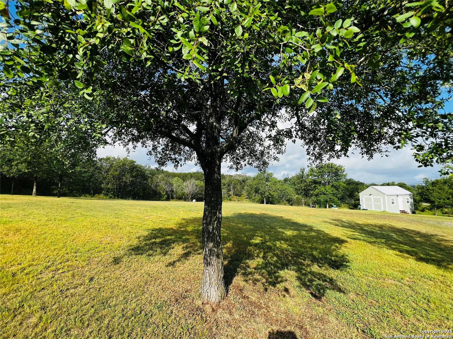 38 Taylor Dr, Horseshoe Bay, TX 78657 — photo 1