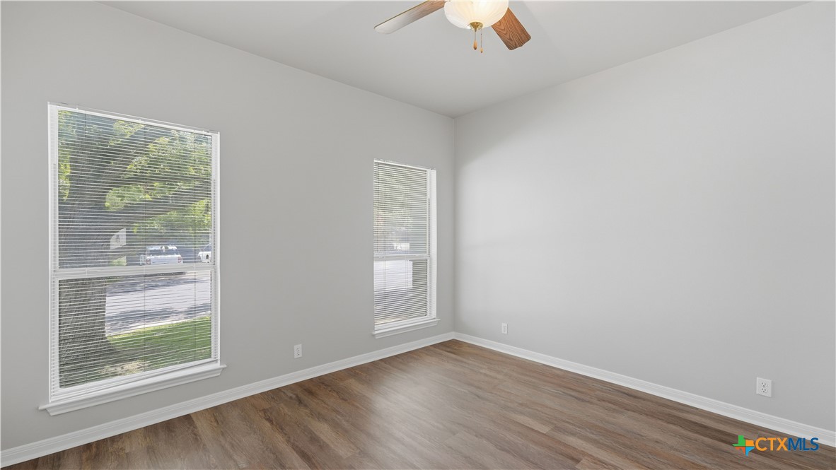 703 Lazy Bluff, New Braunfels, TX 78130 — photo 1