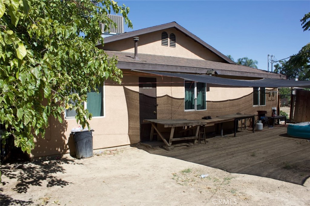318 S Owens, Bakersfield, CA 93307 — photo 1