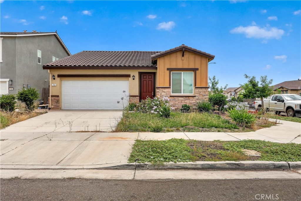 714 Suzanne, Merced, CA 95348 — photo 1