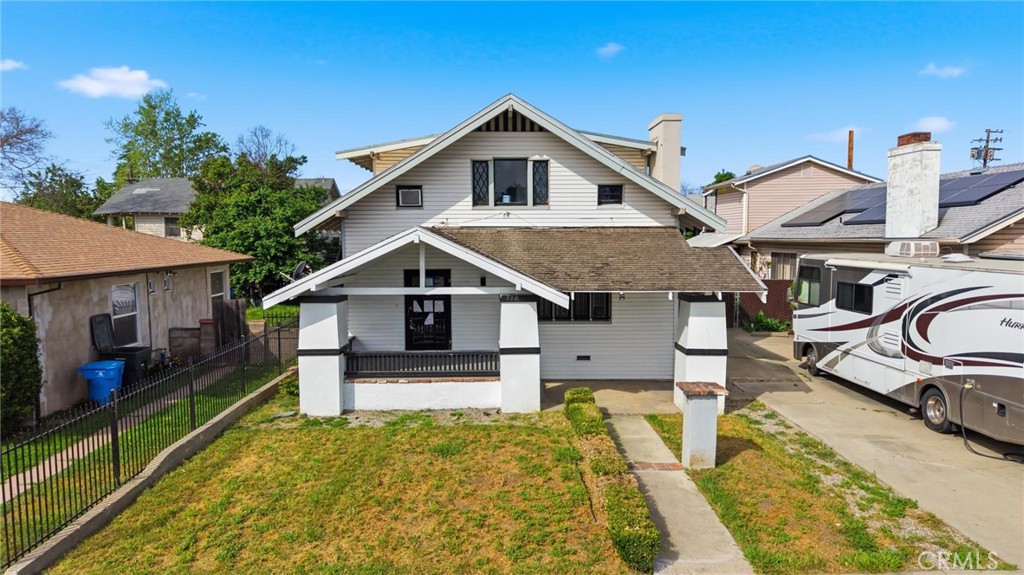 910 G Street