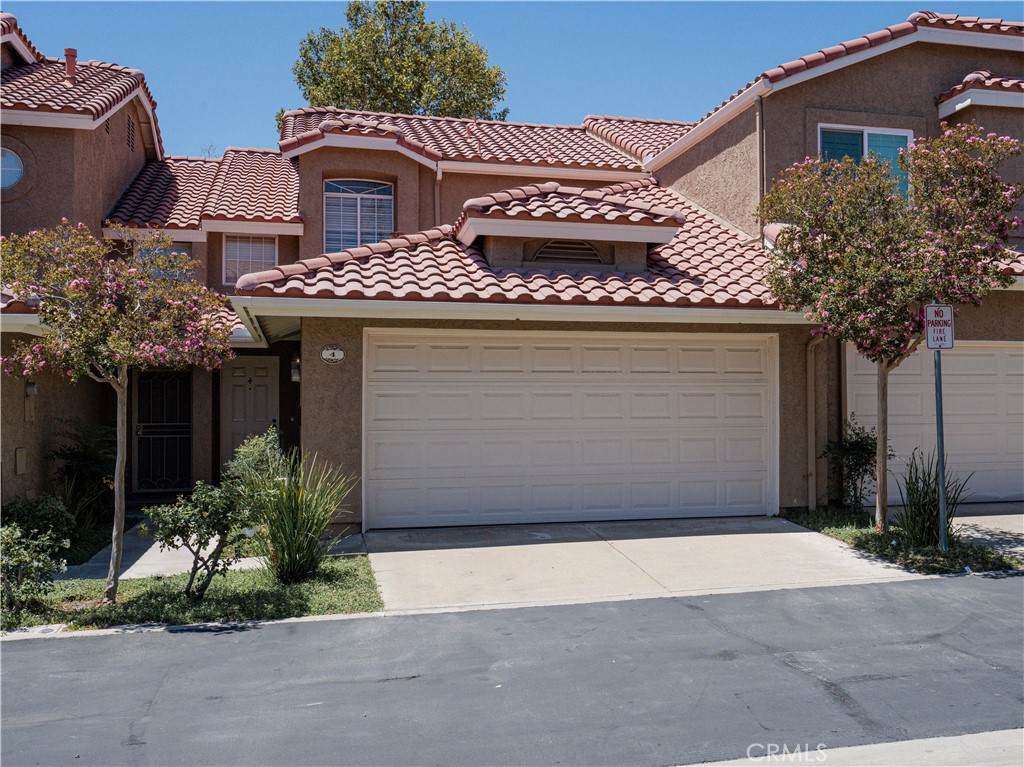 28102 Bob White Circle 4, Saugus, CA 91350 — photo 1