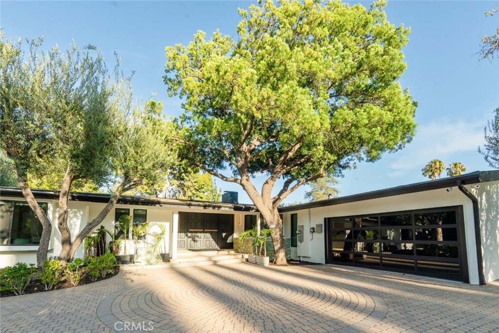 16740 Knollwood, Granada Hills, CA 91344 — photo 1