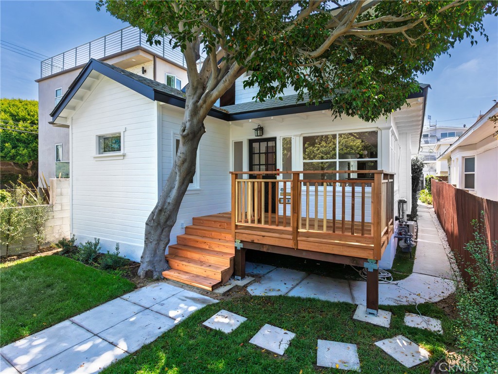 58 Ozone Ave, Venice, CA 90291 — photo 1