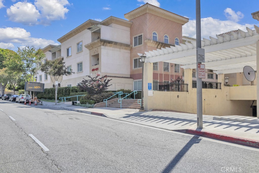 411 S Garfield Avenue 30, Monterey Park, CA 91754 — photo 1