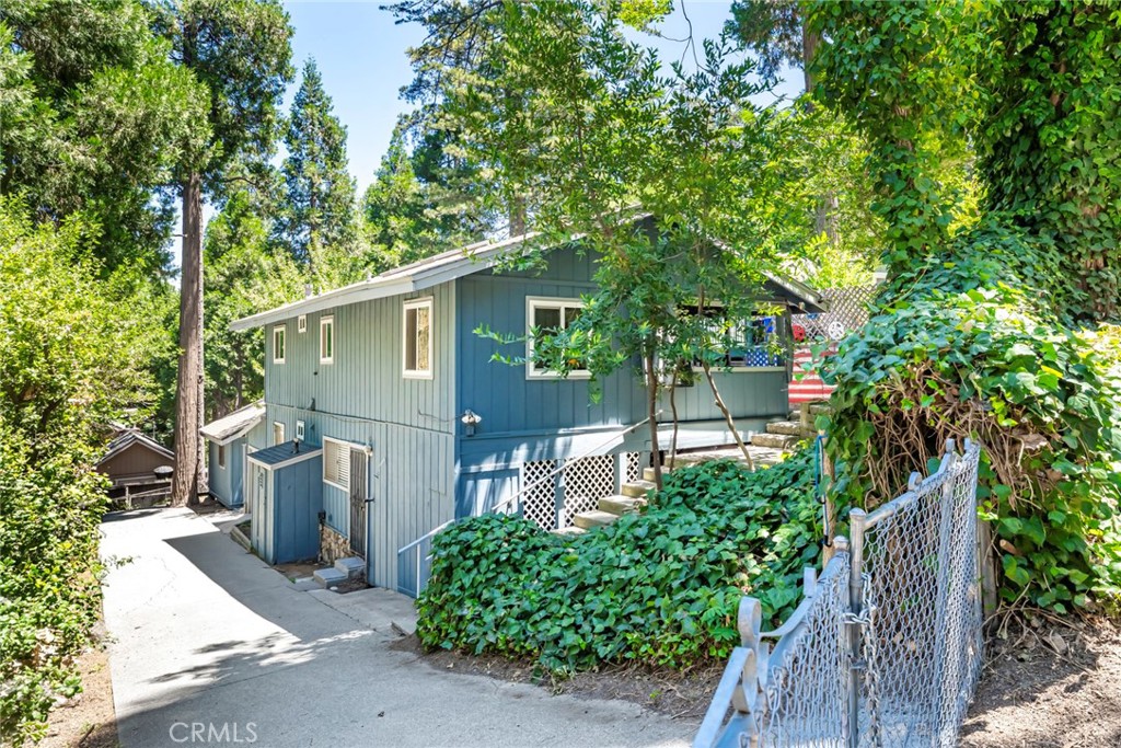 771 Woodland, Crestline, CA 92325 — photo 1