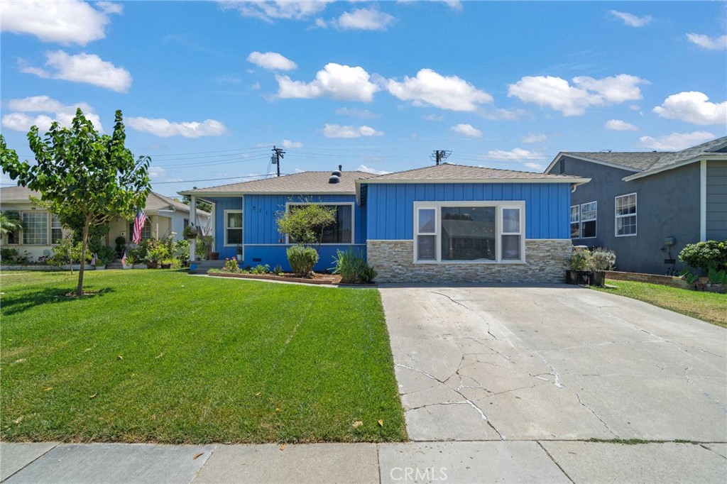 2712 Eckleson Street, Lakewood, CA 90712 — photo 1