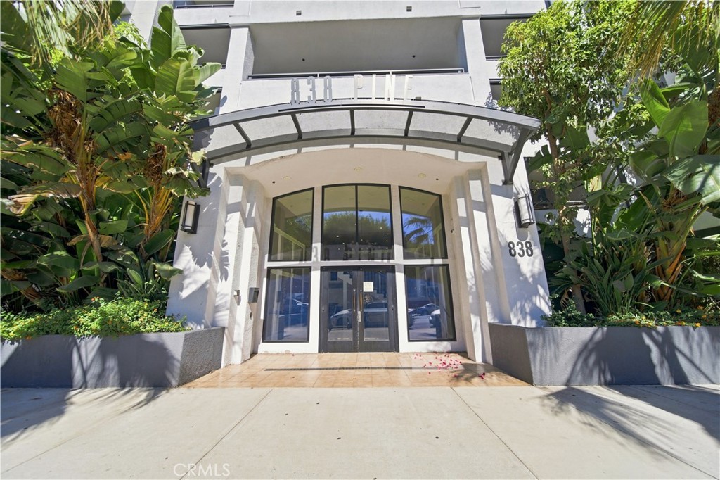 838 Pine, Long Beach, CA 90813 — photo 1