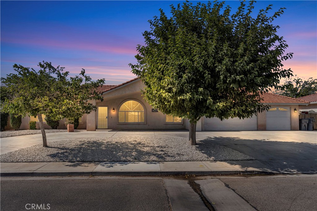 14379 Mauna Loa, Hesperia, CA 92345 — photo 1