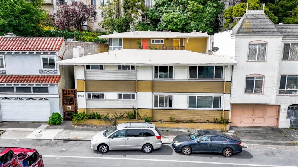2742 Park Boulevard, Oakland, CA 94606 — photo 1