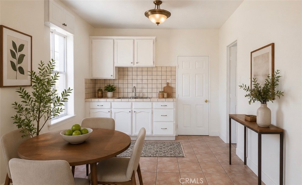 10743 Weigand, Los Angeles, CA 90059 — photo 1