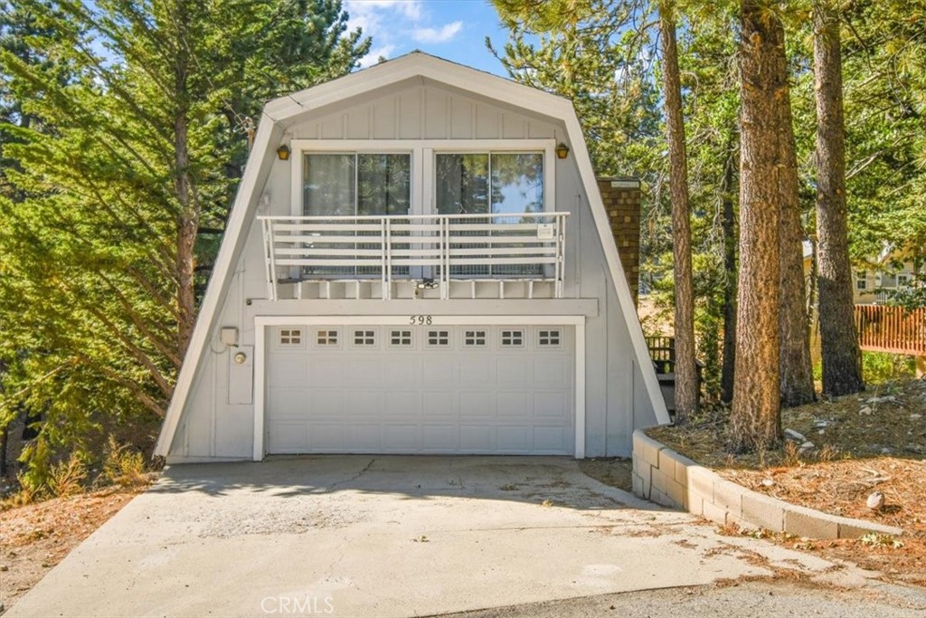 598 Dahlia Drive, Green Valley Lake, CA 92341 — photo 1