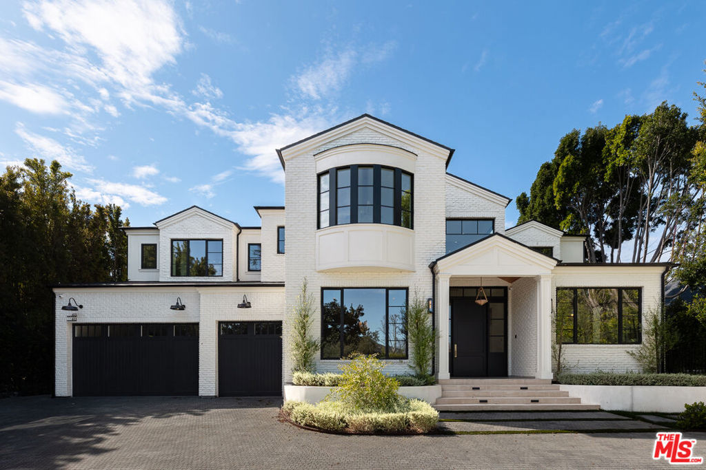 415 N Cliffwood Avenue, Los Angeles, CA 90049 — photo 1
