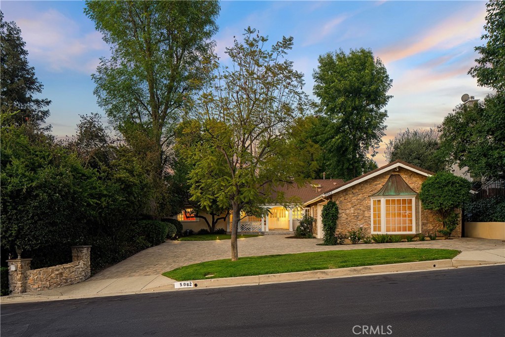 5062 Calvin Avenue, Tarzana, CA 91356 — photo 1