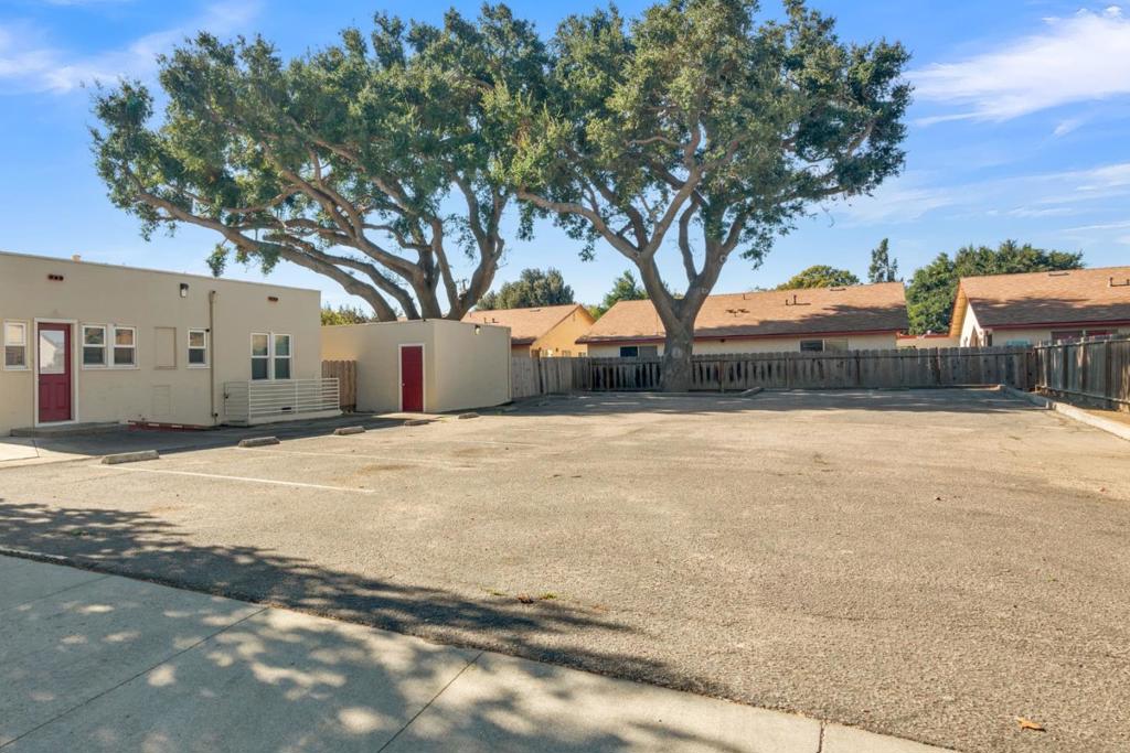 0 N Vanderhurst Avenue