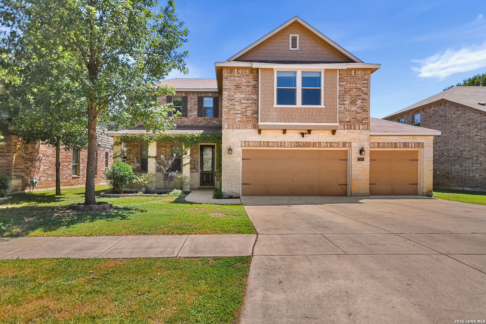 208 WINDING RIV, Boerne, TX 78006 — photo 1