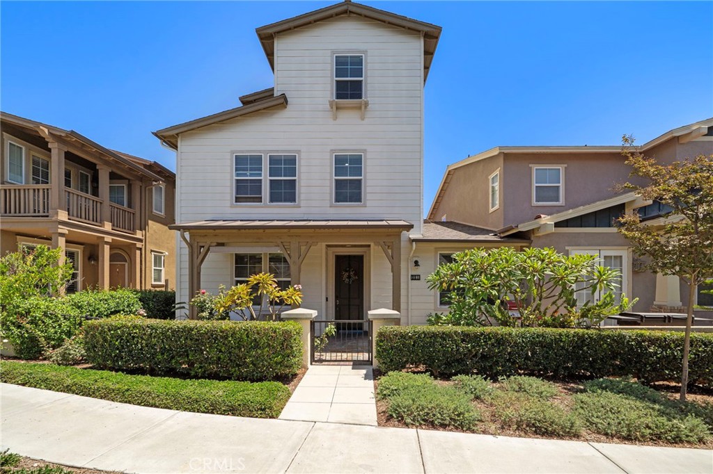 221 Landmark, Tustin, CA 92782 — photo 1