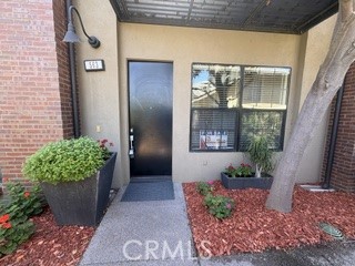 563 W Maple Avenue, Orange, CA 92868 — photo 1