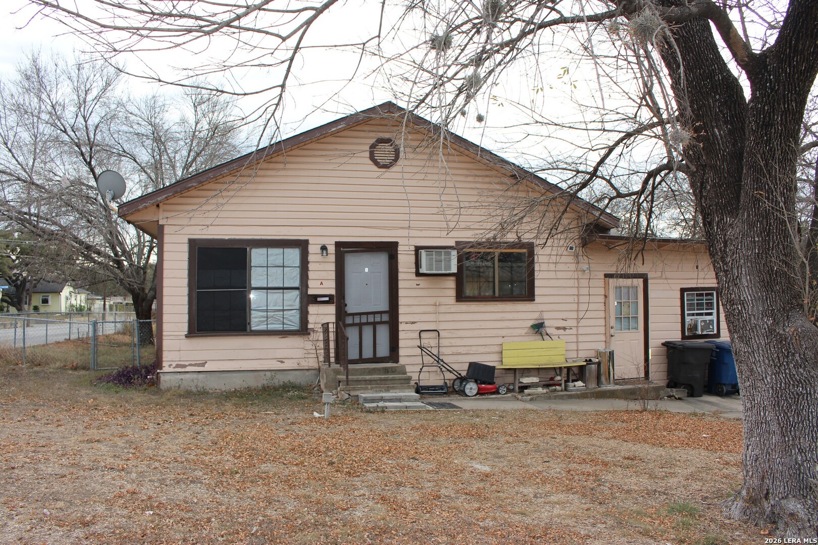 502 Shadwell Drive, San Antonio, TX 78228 — photo 1