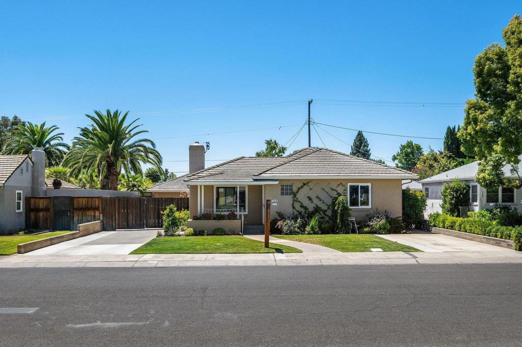 729 S Pleasant Avenue